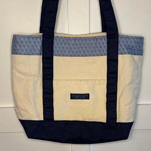 Vineyard Vines Blue and Cream Tote Bag